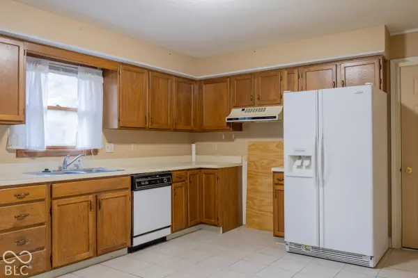 307 E North ST, Westfield, IN 46074