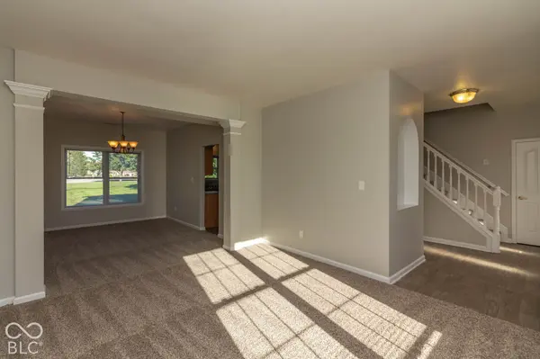 7529 Sleeping Ridge DR, Indianapolis, IN 46217