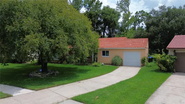 10481 MONTPELIER CIR, Orlando, FL 32821
