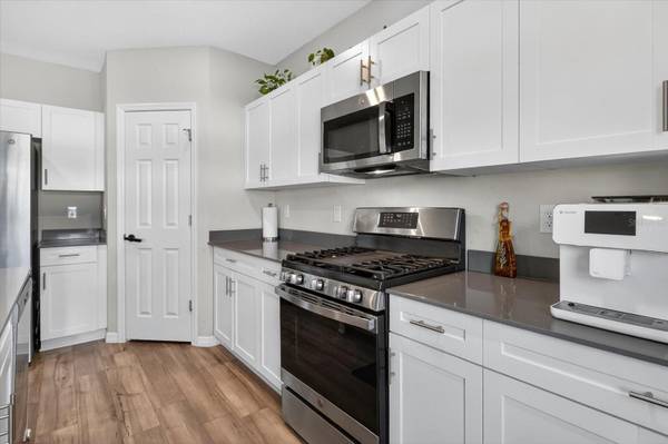 14716 GALLOP RUN DR, Lithia, FL 33547