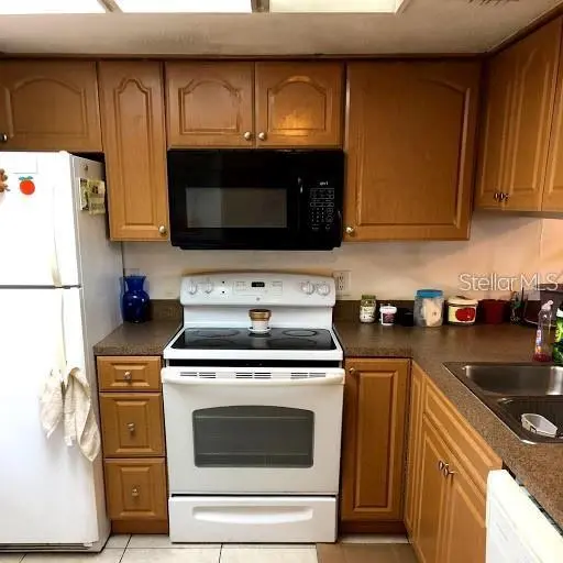 5052 TERRACE CLUB LN #101, Tampa, FL 33617
