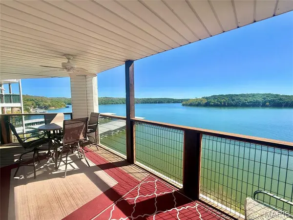 222 Park Place LN #2A, Kaiser, MO 65047