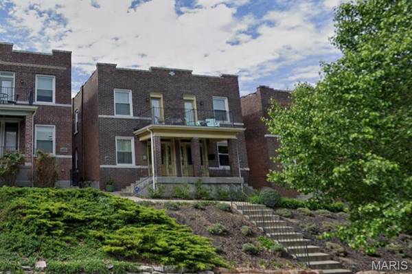 3906 Utah ST, St Louis, MO 63116