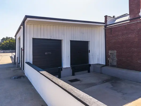 1902 N Water ST, Decatur, IL 62526