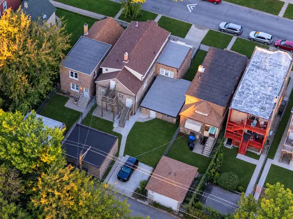 6438 S Saint Lawrence AVE, Chicago, IL 60637