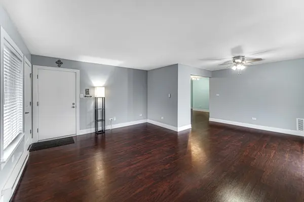 15830 Terrace DR #RO3, Oak Forest, IL 60452