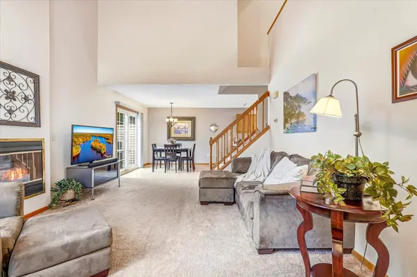 4068 Wilshire CIR #43, Shoreview, MN 55126
