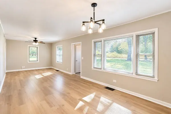 105 Amsterdam AVE W, Hollandale, MN 56045