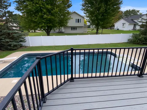 13434 Oakwood DR, Rogers, MN 55374