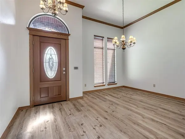 802 Hampton CT, El Reno, OK 73036
