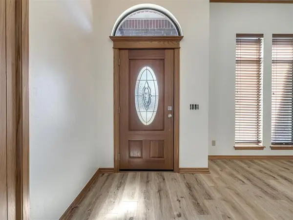 802 Hampton CT, El Reno, OK 73036