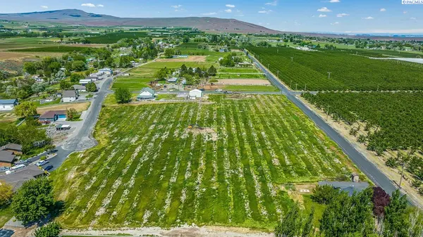 Lot 11 Empire Drive,  Benton City,  WA 99320