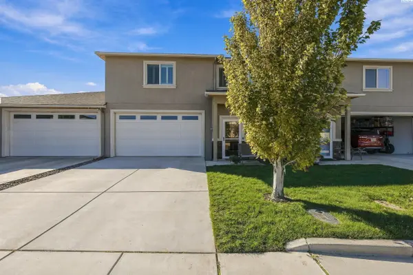 1018 S Elma St, Kennewick, WA 99338