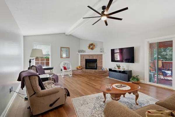 7107 Clearview Dr, Fairview, TN 37062
