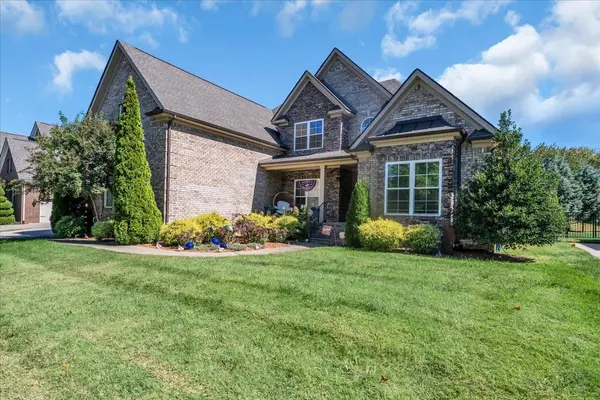 1819 Fairhaven Ln, Murfreesboro, TN 37128