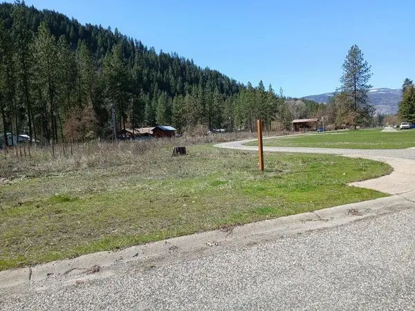 1308 N Minter Blvd, Marcus, WA 99151