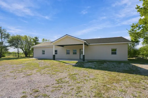 9650 N 103rd St W, Sedgwick, KS 67147