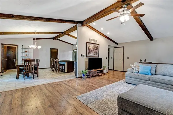 2530 Glacier Dr, Wichita, KS 67215