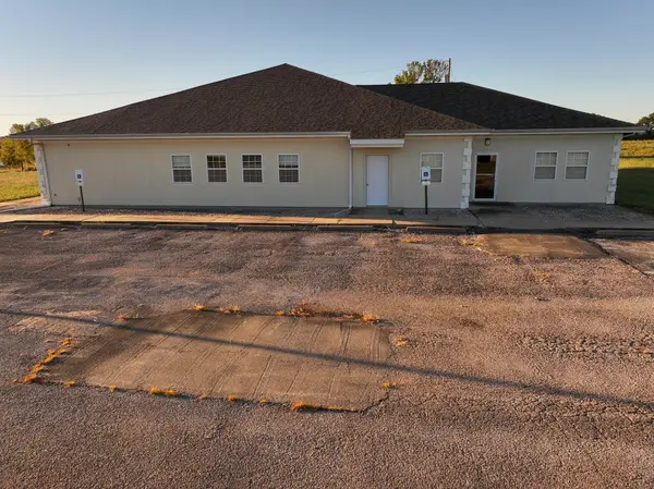 285 SE 467 RD, Osceola, MO 64776