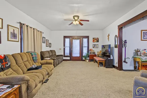 402 Bertrand, St. Marys, KS 66536