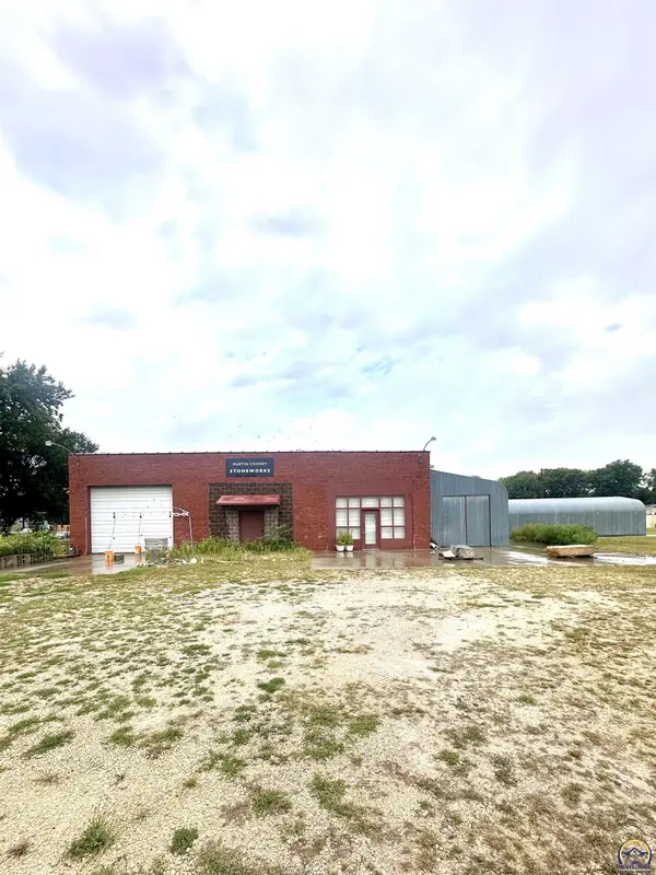 121 NE Liberty ST, Council Grove, KS 66846