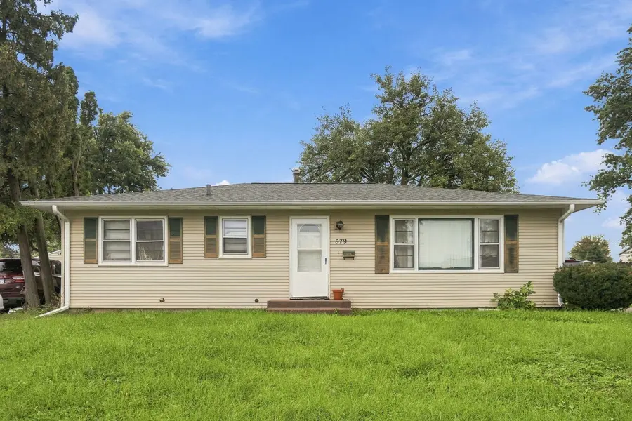 579 31ST AVE, East Moline, IL 61244