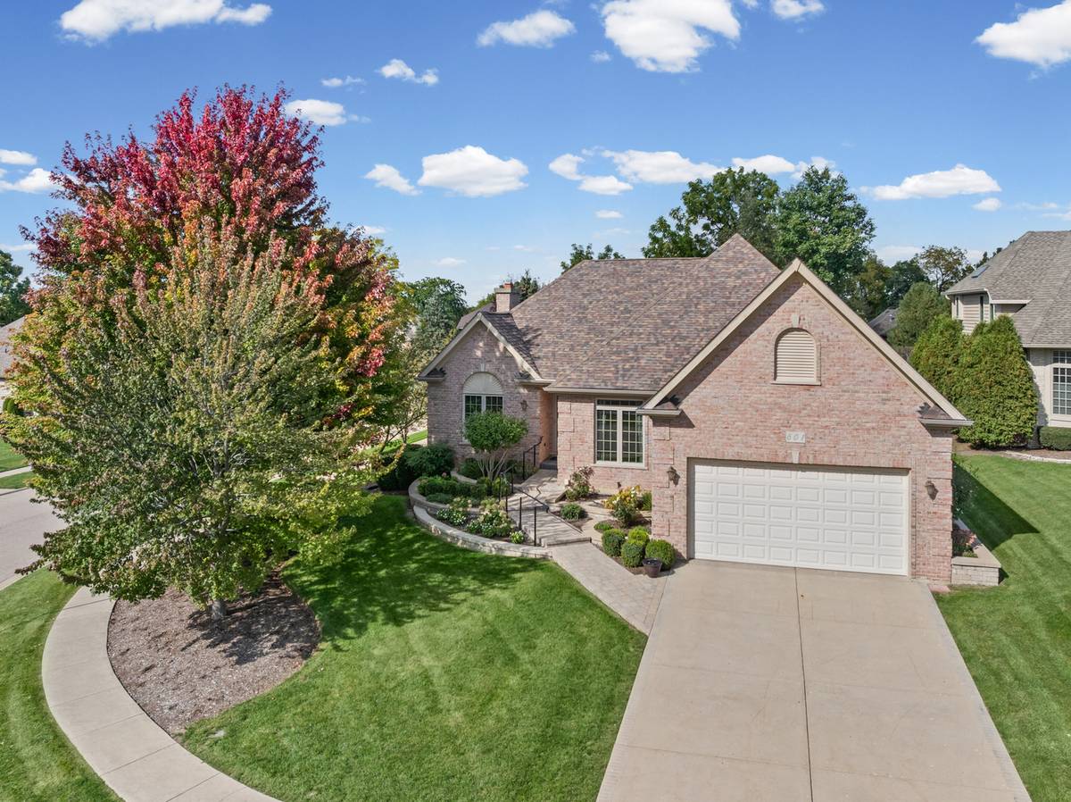 601 Edelweiss DR, Antioch, IL 60002