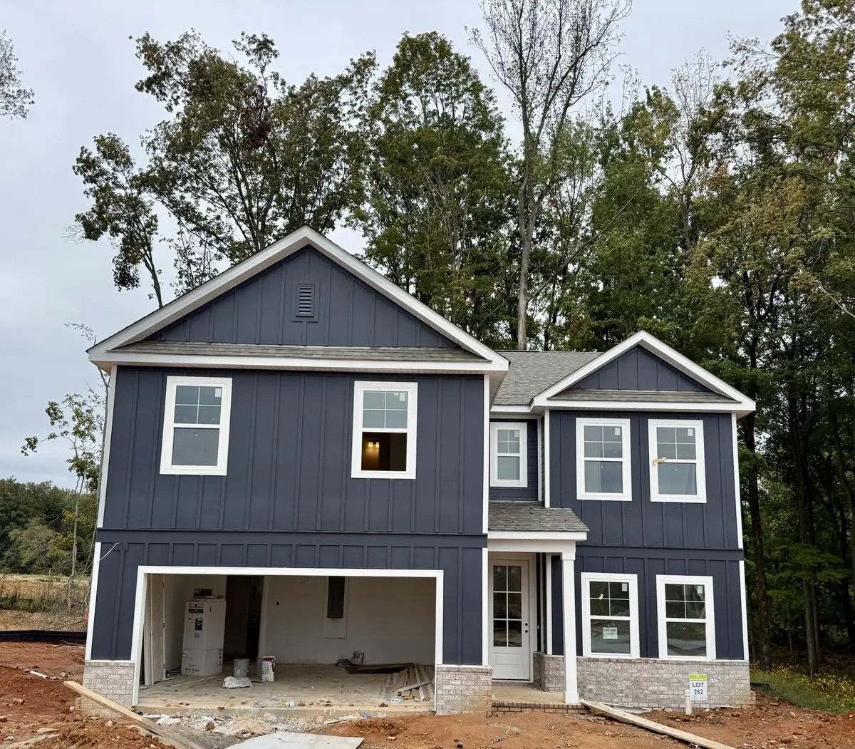 233 Hampshire Way, White House, TN 37188