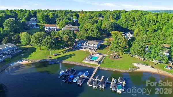 8014 Westcape DR, Denver, NC 28037