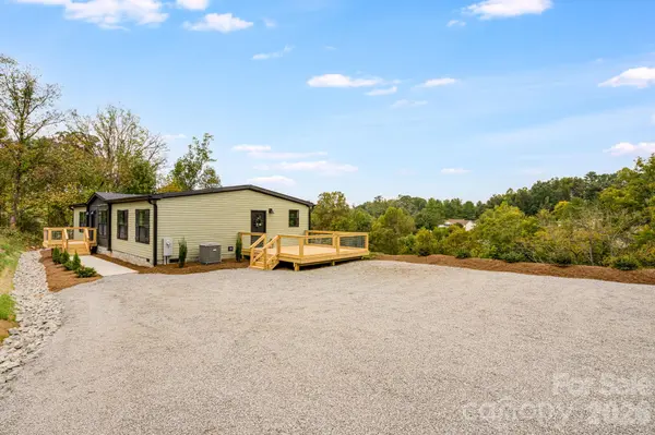 823 Jupiter RD, Weaverville, NC 28787