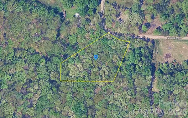 1525 Merridon DR, Pinnacle, NC 27043