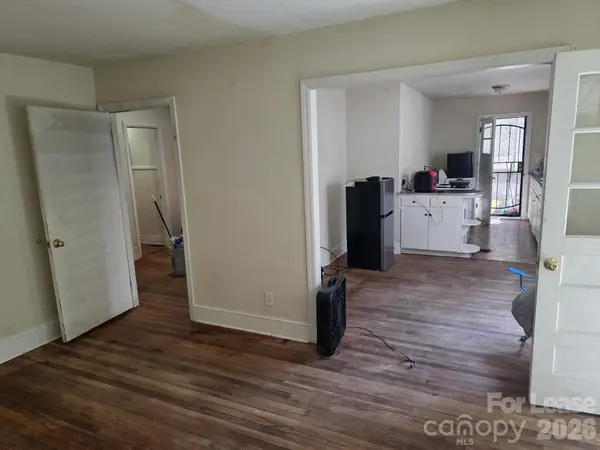 123 Larchwood DR, Columbia, SC 29203