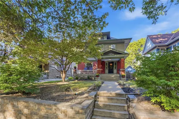 3840 Campbell ST, Kansas City, MO 64109