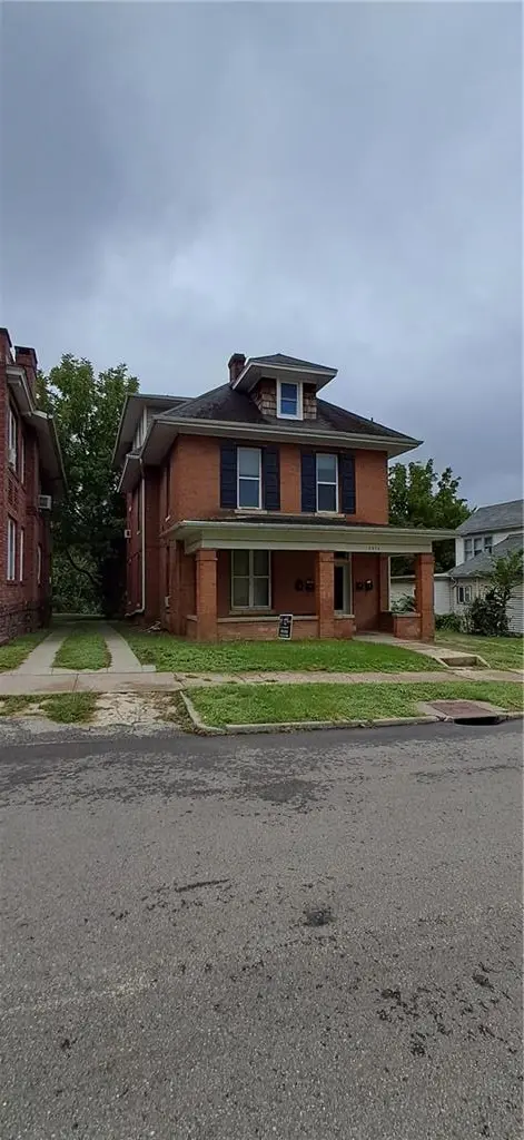 3012 Felix ST #5, St Joseph, MO 64501