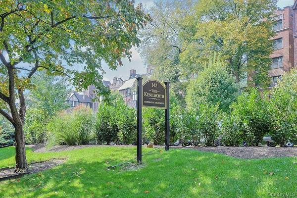 142 Garth RD #3J, Scarsdale, NY 10583