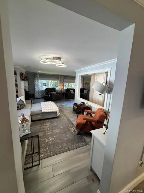 76 Corbin AVE, Patchogue, NY 11772