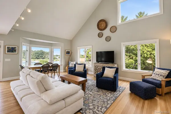 470 Goose Creek LN, Southold, NY 11971