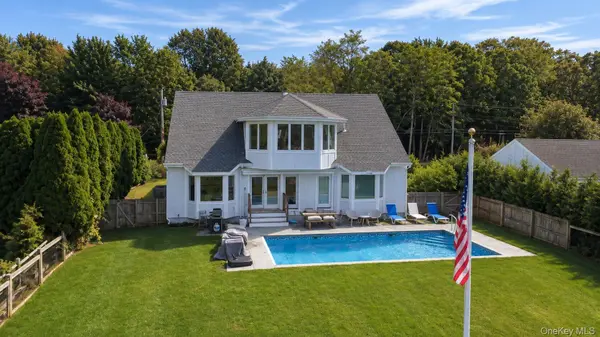470 Goose Creek LN, Southold, NY 11971