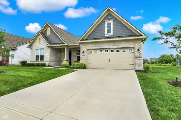 3592 Gillsland RD, Bargersville, IN 46106