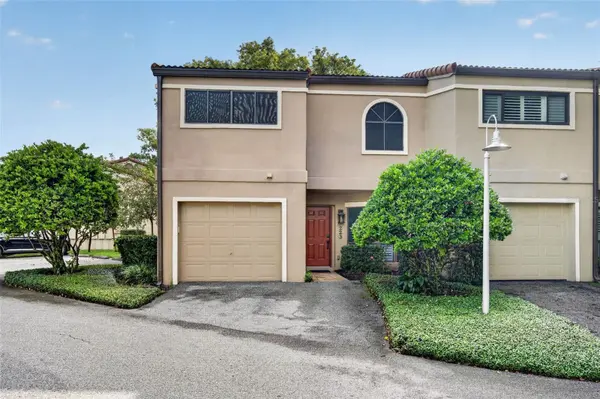 223 QUAYSIDE CIR #C11, Maitland, FL 32751