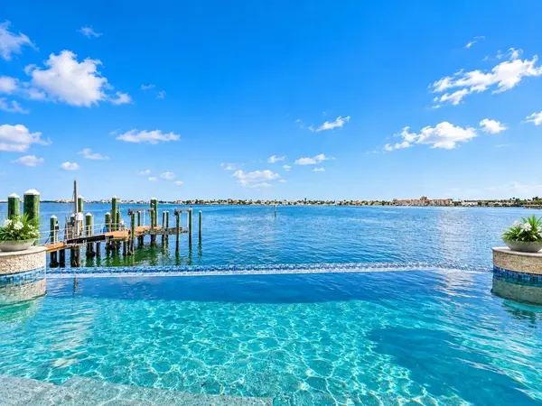 5400 PALI WAY, St Pete Beach, FL 33706
