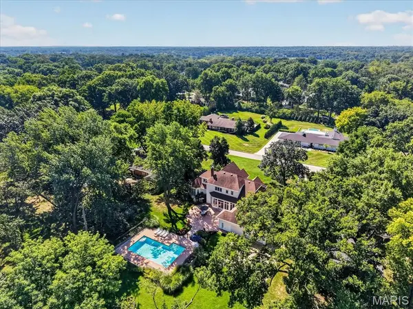 5 Outer Ladue DR, Frontenac, MO 63131