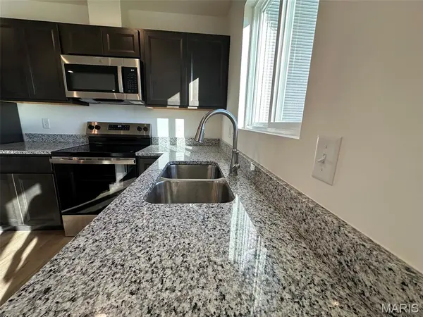 104 Mora BLVD, O'fallon, MO 63368