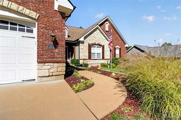 223 Lone Wolf DR, Festus, MO 63028