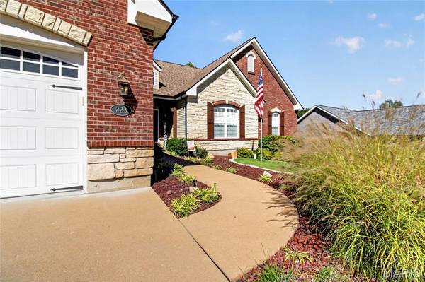 223 Lone Wolf DR, Festus, MO 63028