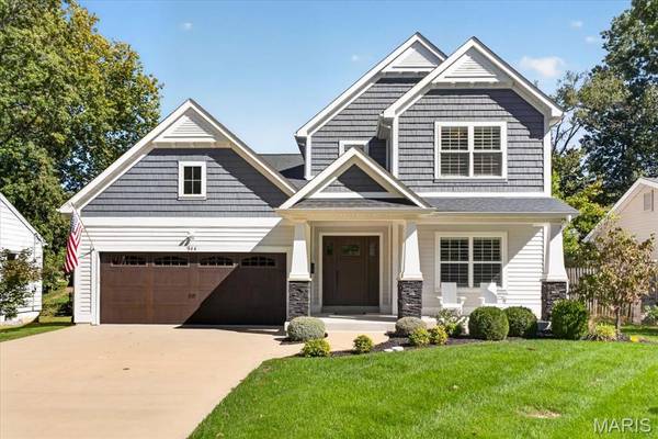 944 N Harrison AVE, Kirkwood, MO 63122