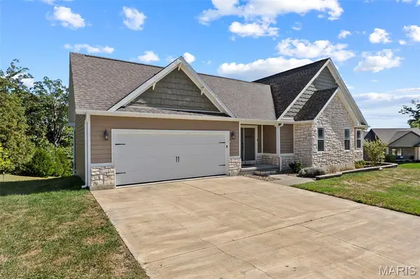 40 Ridgeway DR, Benton, MO 63736