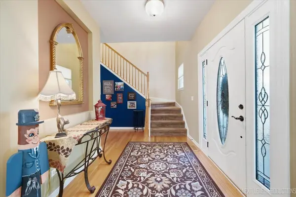 3601 Deville LN, St. Charles, IL 60175