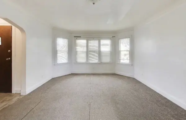 8432 S Honore ST, Chicago, IL 60620