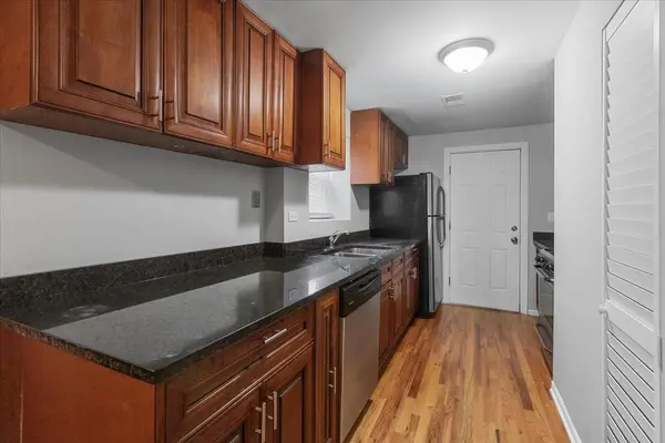 1464 W Ohio ST, Chicago, IL 60642